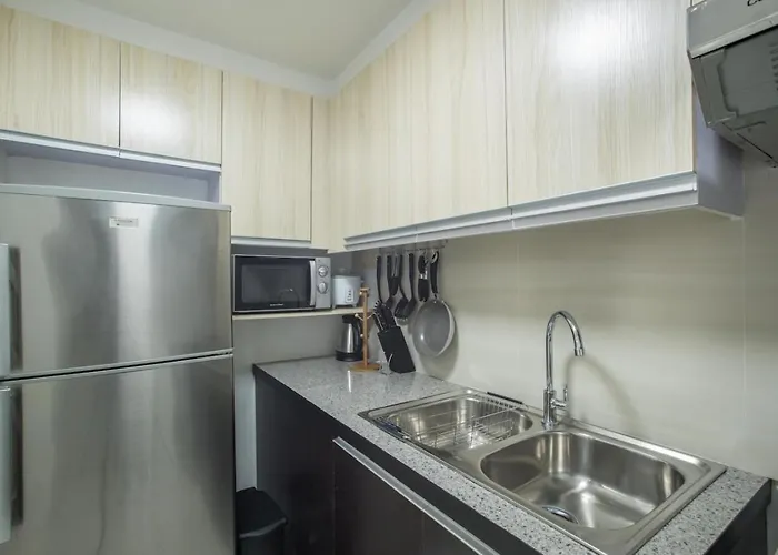 Apartamento Julias Contemporary Balcony And Golf View